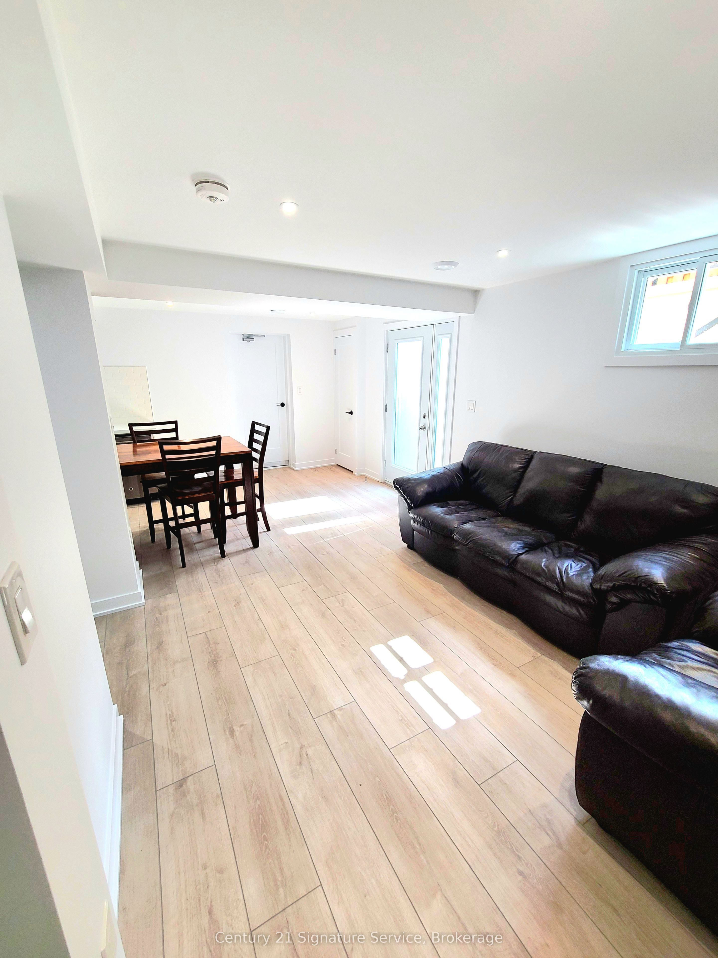 790 Eaglemount Crescent Bsmt
