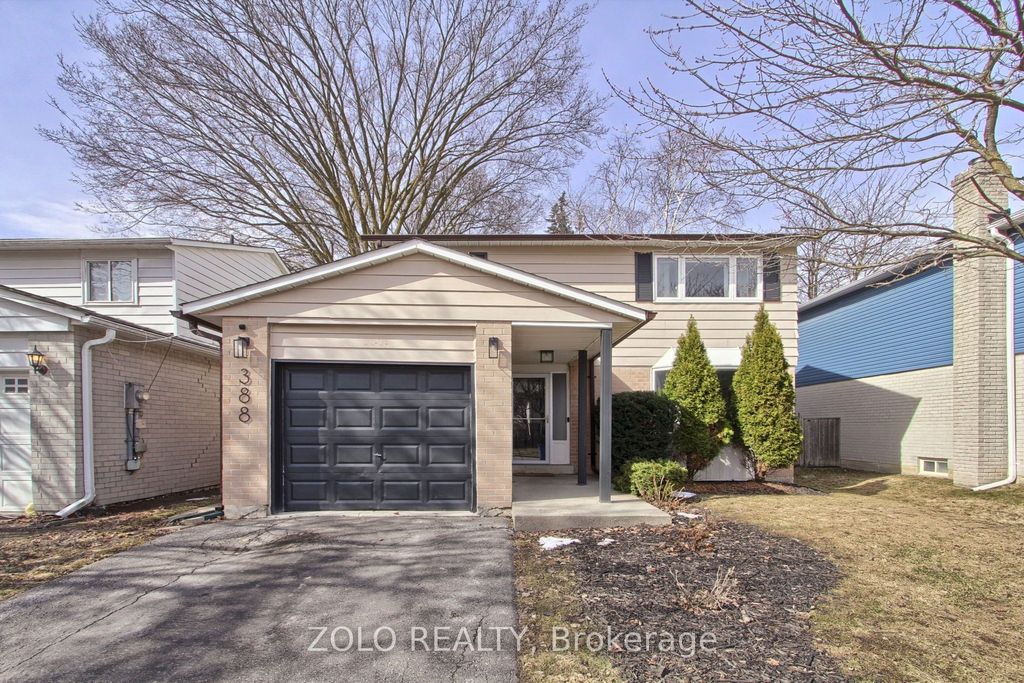 Photo of 388 Terry Drive, Newmarket, ON L3Y 5E7 (MLS # N12922228)