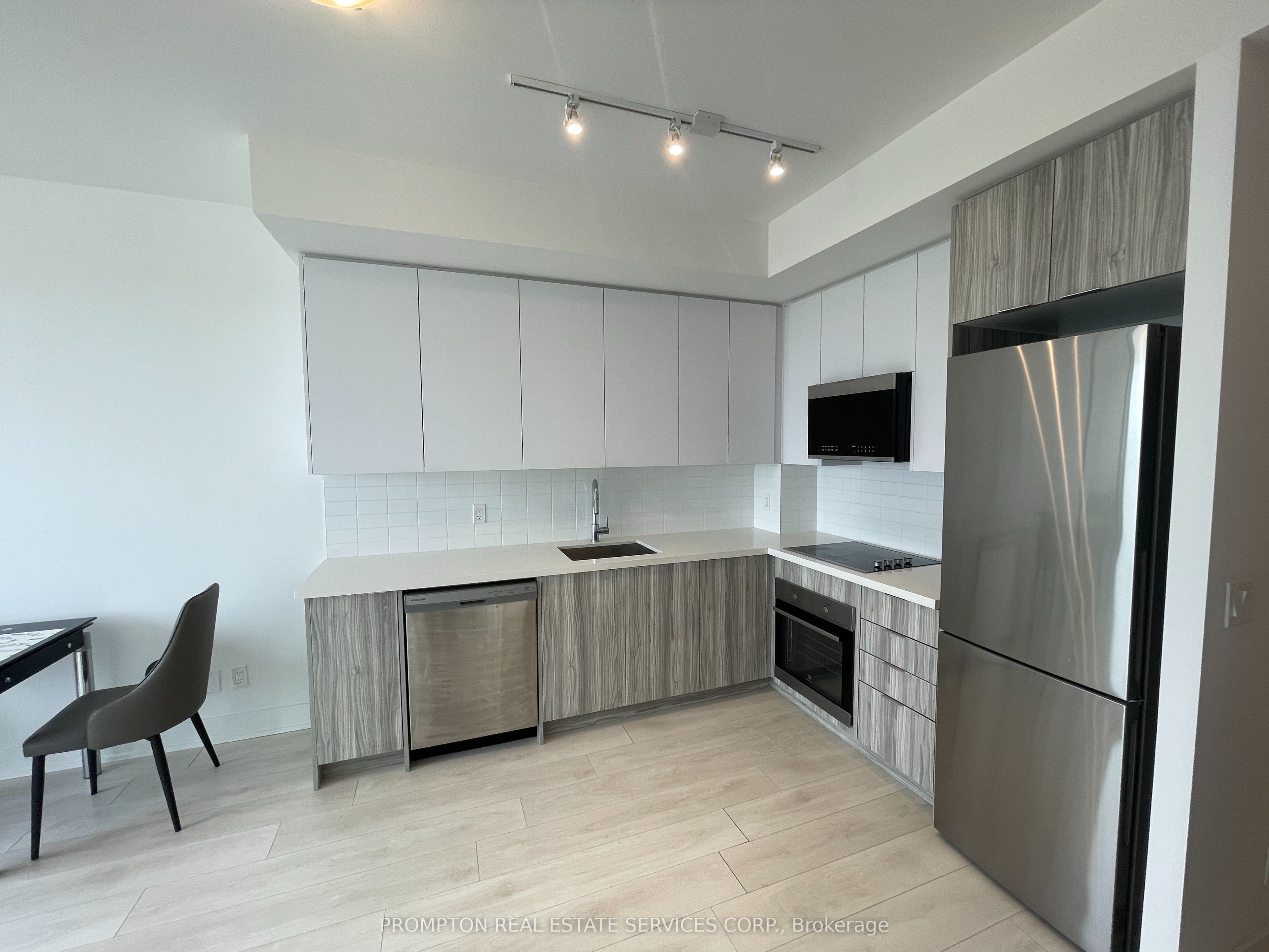 297 Oak Walk Drive #1601