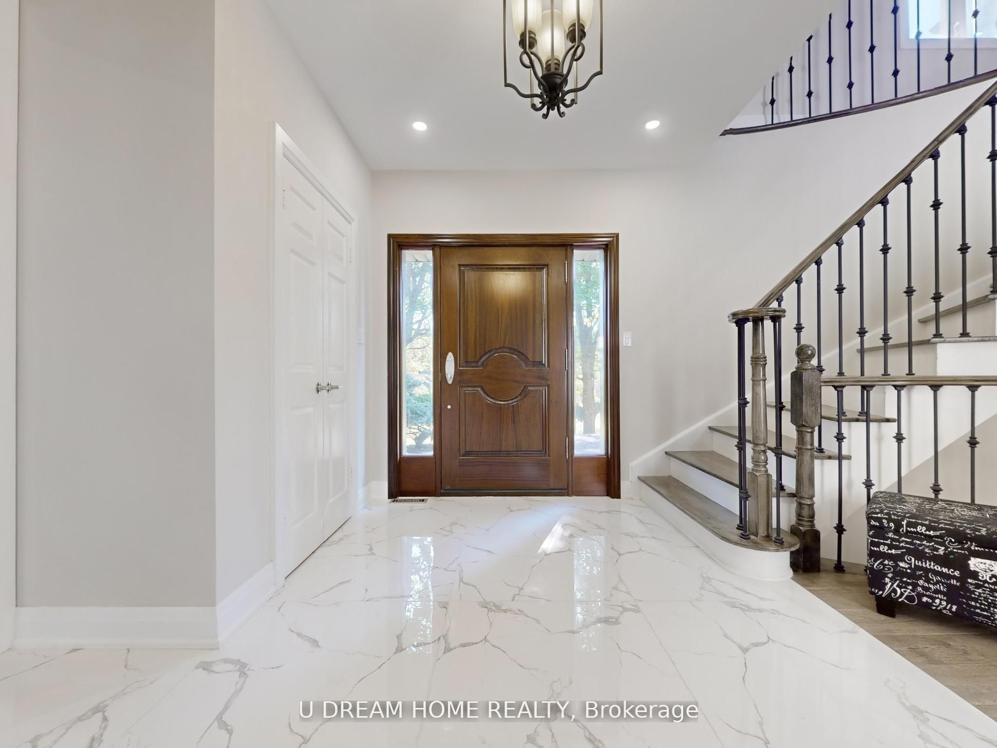 2 Jarvis Avenue