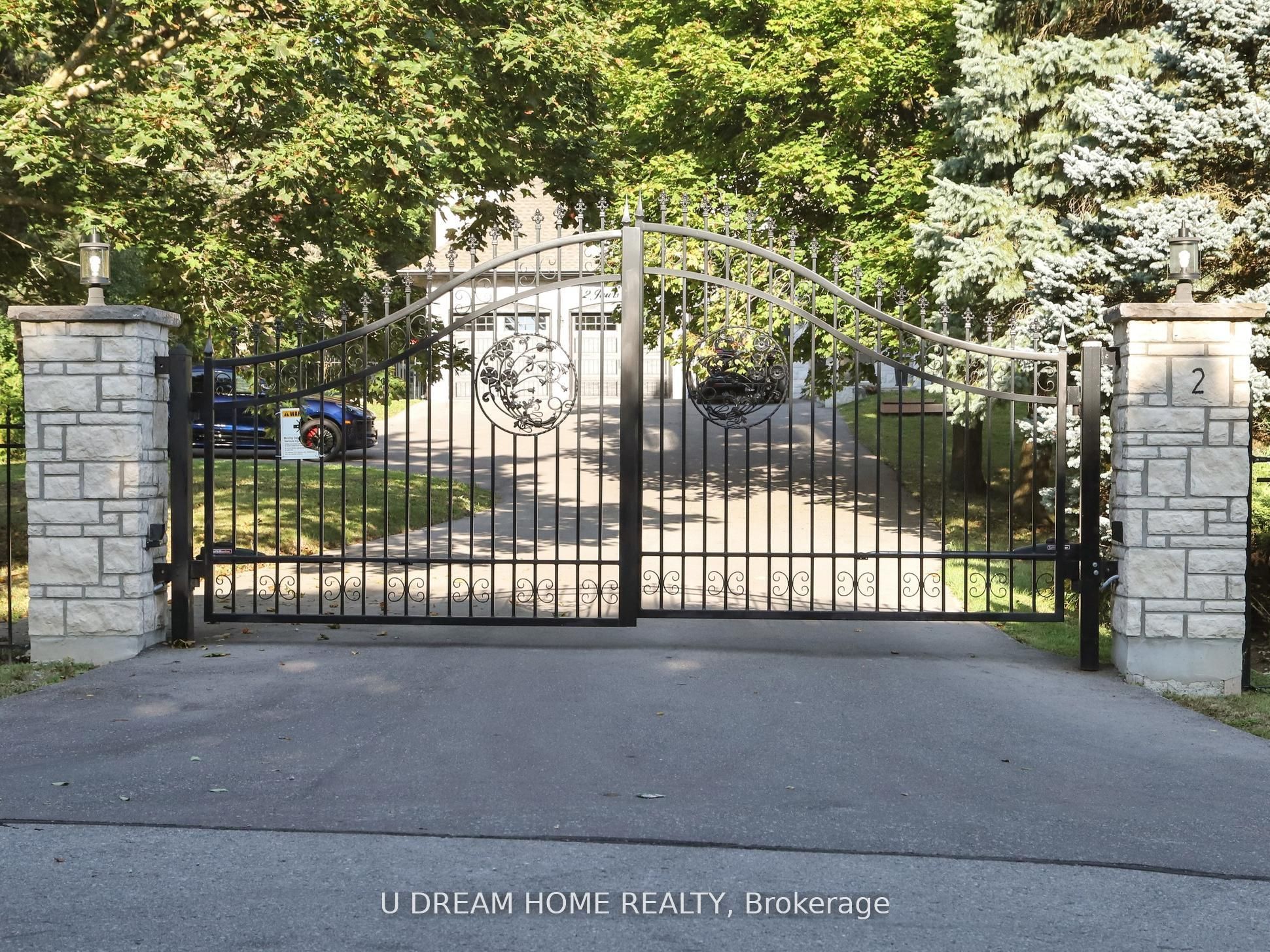 2 Jarvis Avenue