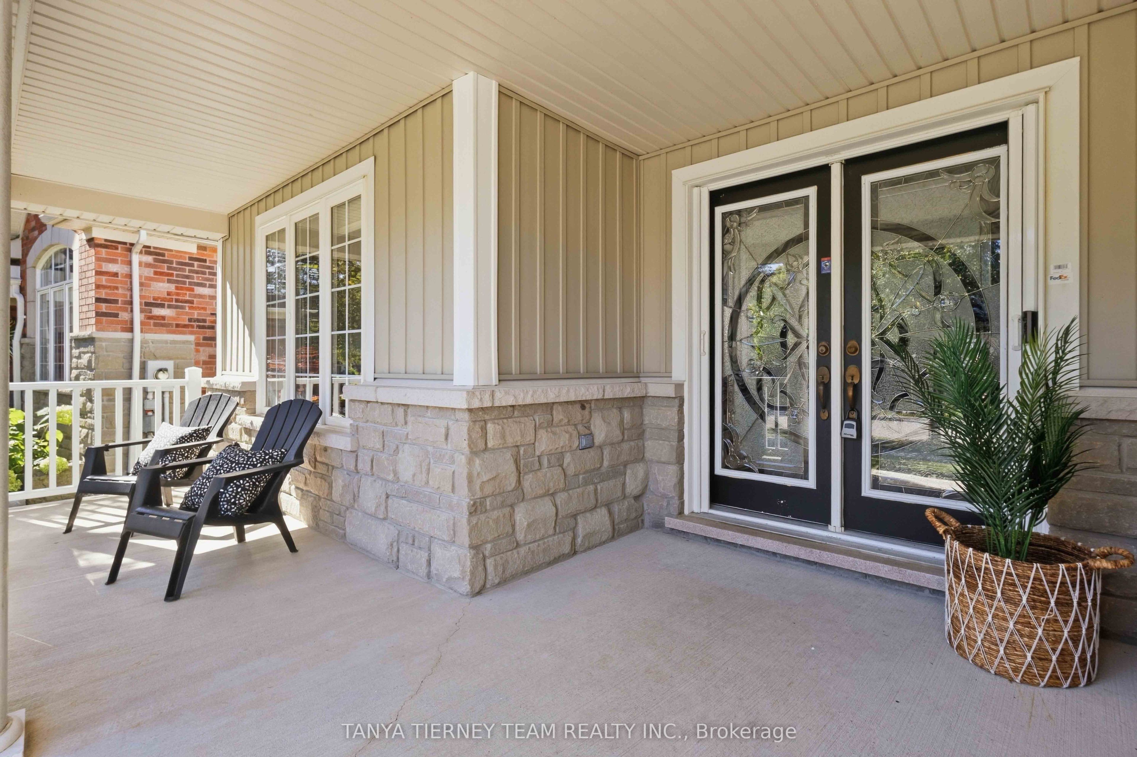 4 Branthaven Court