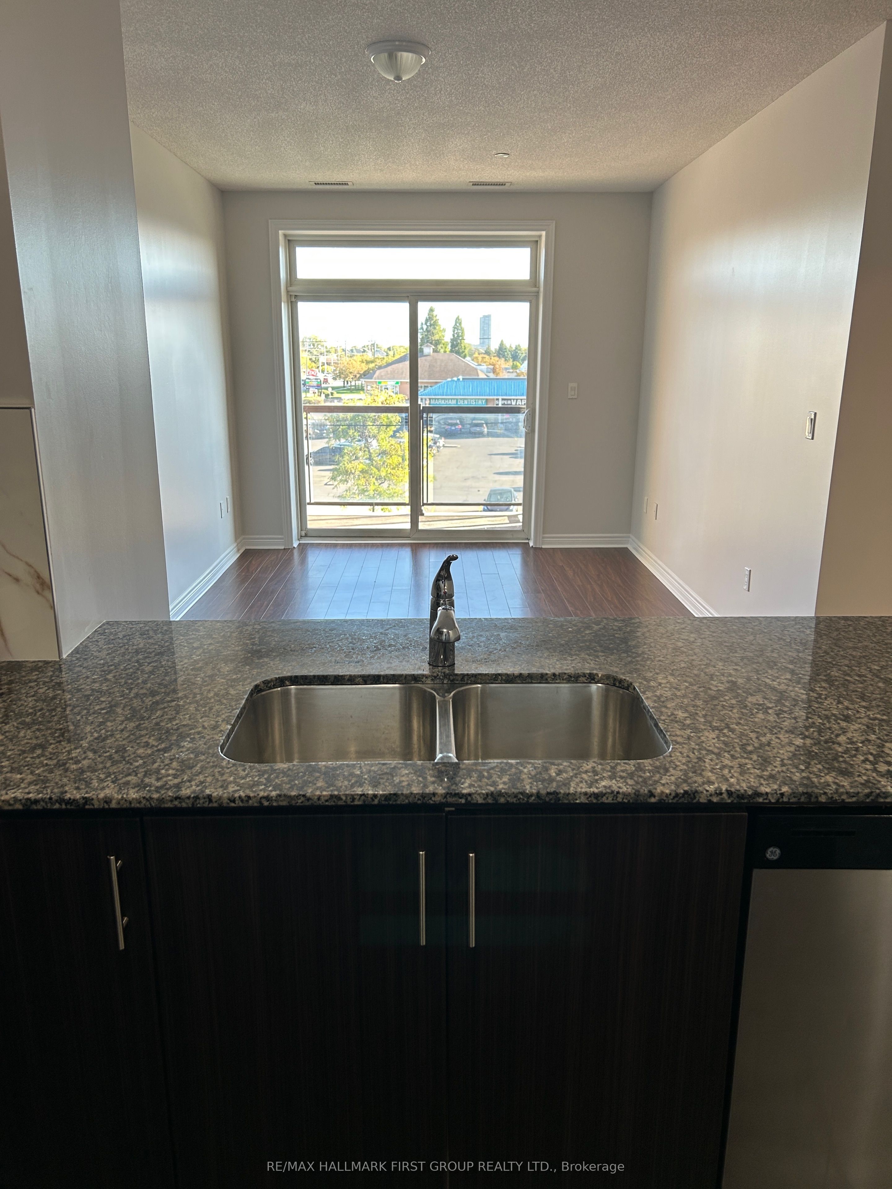 7768 Kennedy Road 10