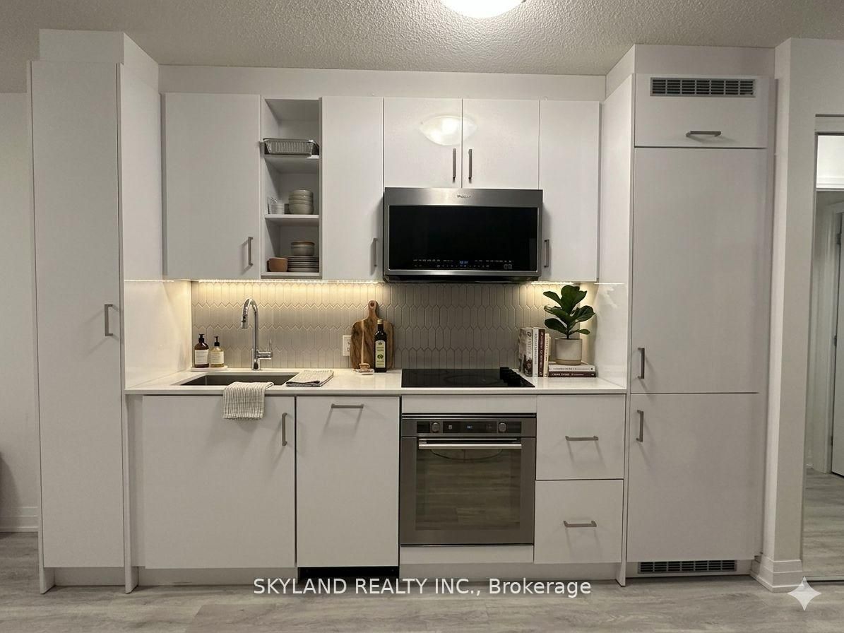 251 Manitoba Street 205