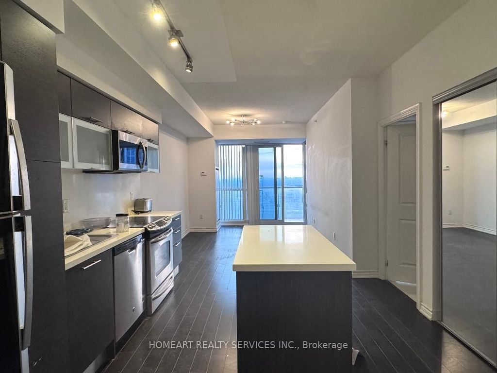 Photo of 386 Yonge Street #3912, Toronto, ON M5B 0A5 (MLS # C13007934)