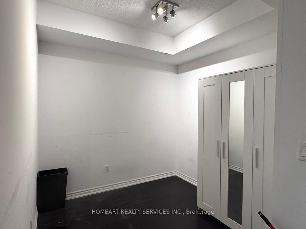 Photo of 386 Yonge Street #3912, Toronto, ON M5B 0A5 (MLS # C13007934)