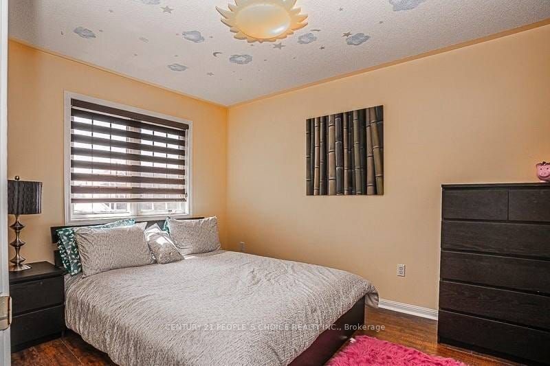 50 Sweetwood Circle W