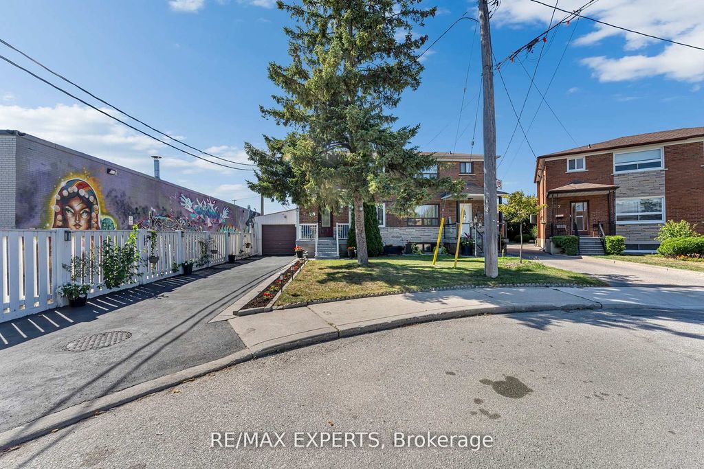 Photo of 81 Hagar Avenue, Toronto, ON M6N 3V3 (MLS # W12781600)