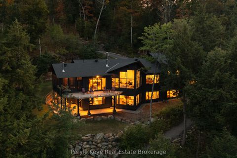 Property photo of 86 claren crescent, huntsville, ON p1h 0c3