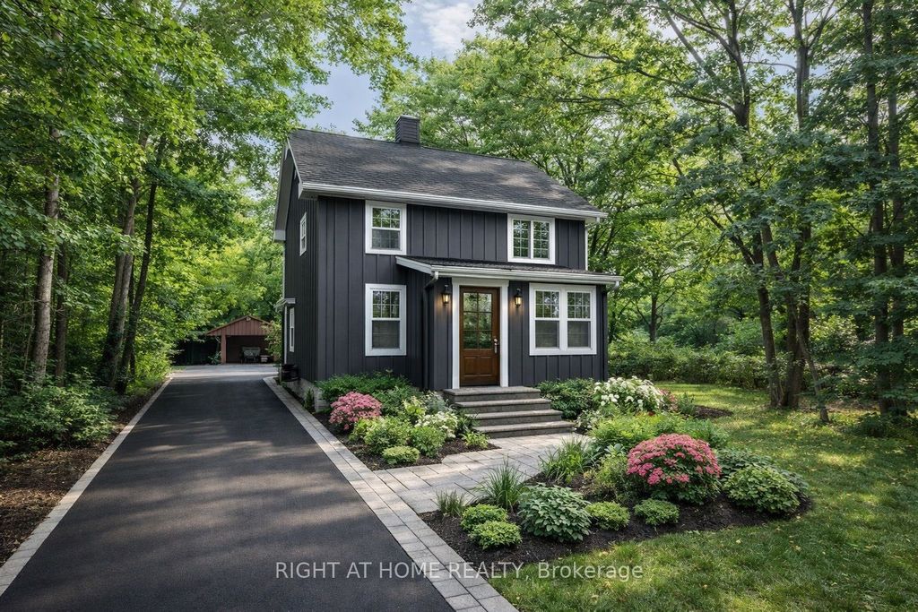 Photo of 315 Main Street N, Newmarket, ON L3Y 9A9 (MLS # N12961886)