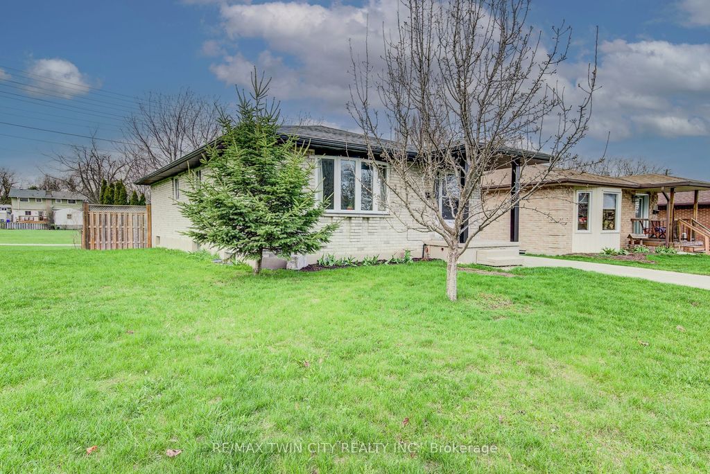 Photo of 183 Dinison Crescent, Kitchener, ON N2E 2S6 (MLS # X13042352)