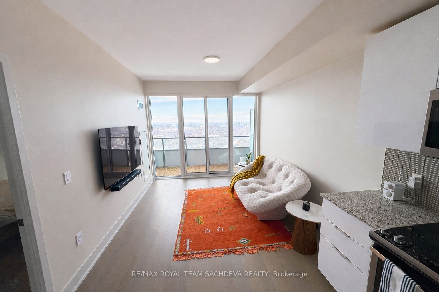 30 Shore Breeze Drive 5810