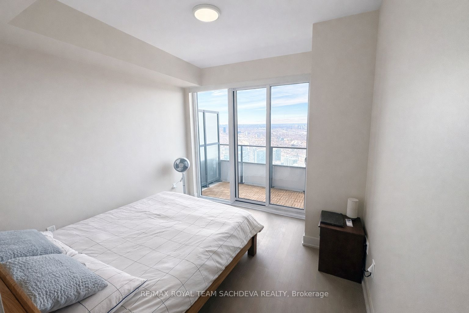 30 Shore Breeze Drive 5810