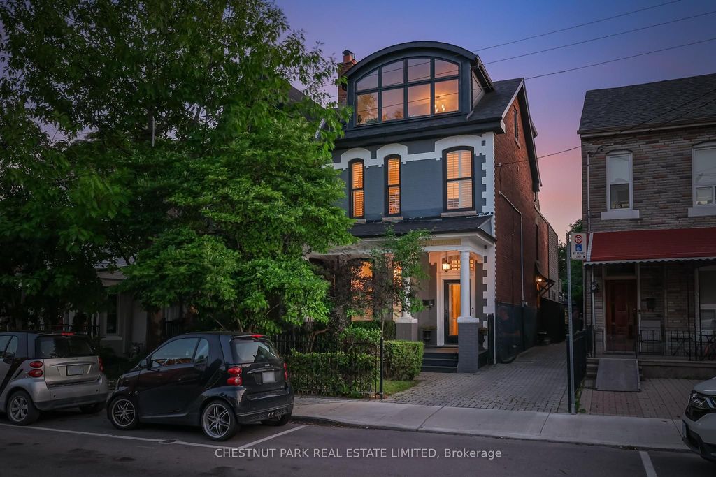 Photo of 82 Bellevue Avenue, Toronto, ON M5T 2N7 (MLS # C12965592)