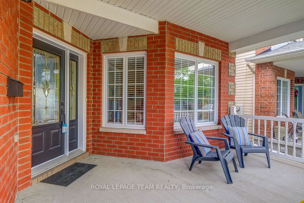 Photo of 118 Oakfield Crescent, Barrhaven, ON K2J 5H6 (MLS # X12785724)