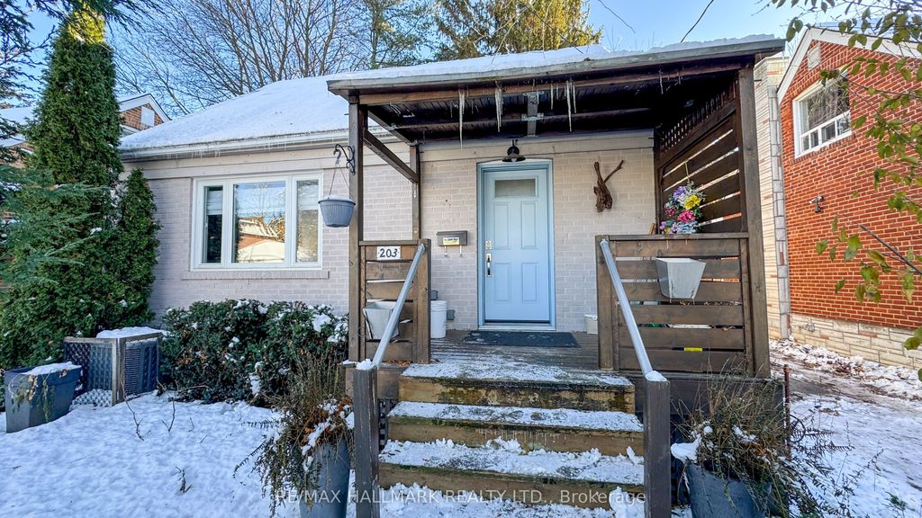 Photo of 203 Elmhurst Avenue, Toronto, ON M2N 1S2 (MLS # C12635362)