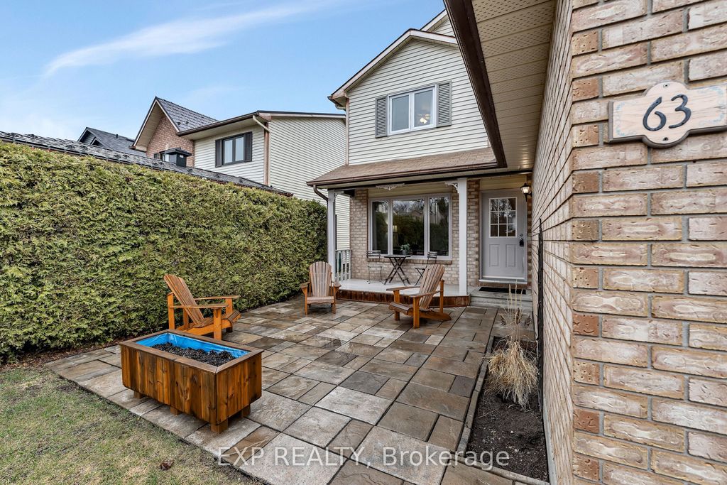 Photo of 63 Victor Street, Stittsville - Munster - Richmond, ON K2S 1H8 (MLS # X13001308)