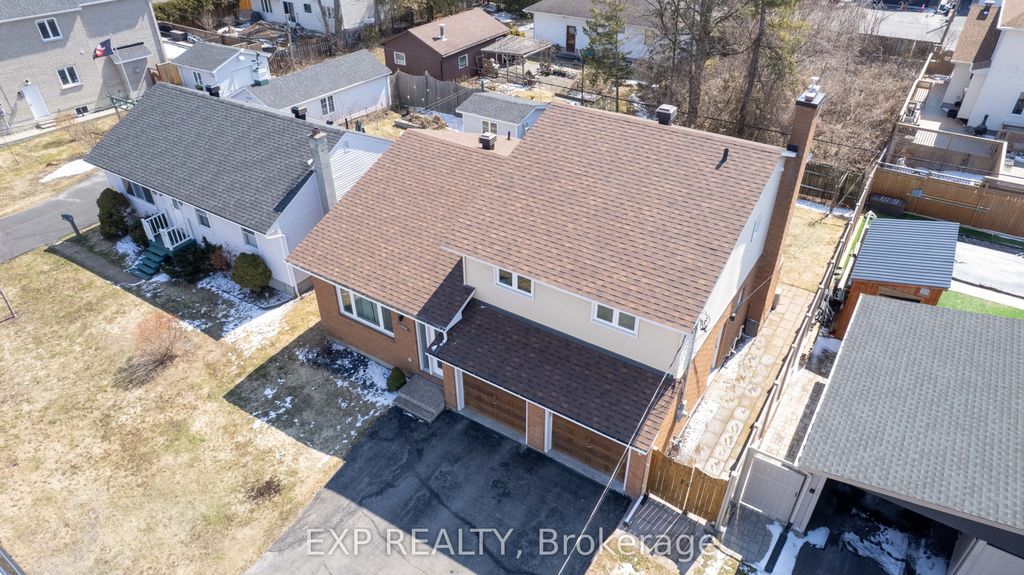 Photo of 1534 Rosebella Avenue, Blossom Park - Airport and Area, ON K1T 1E8 (MLS # X12988960)