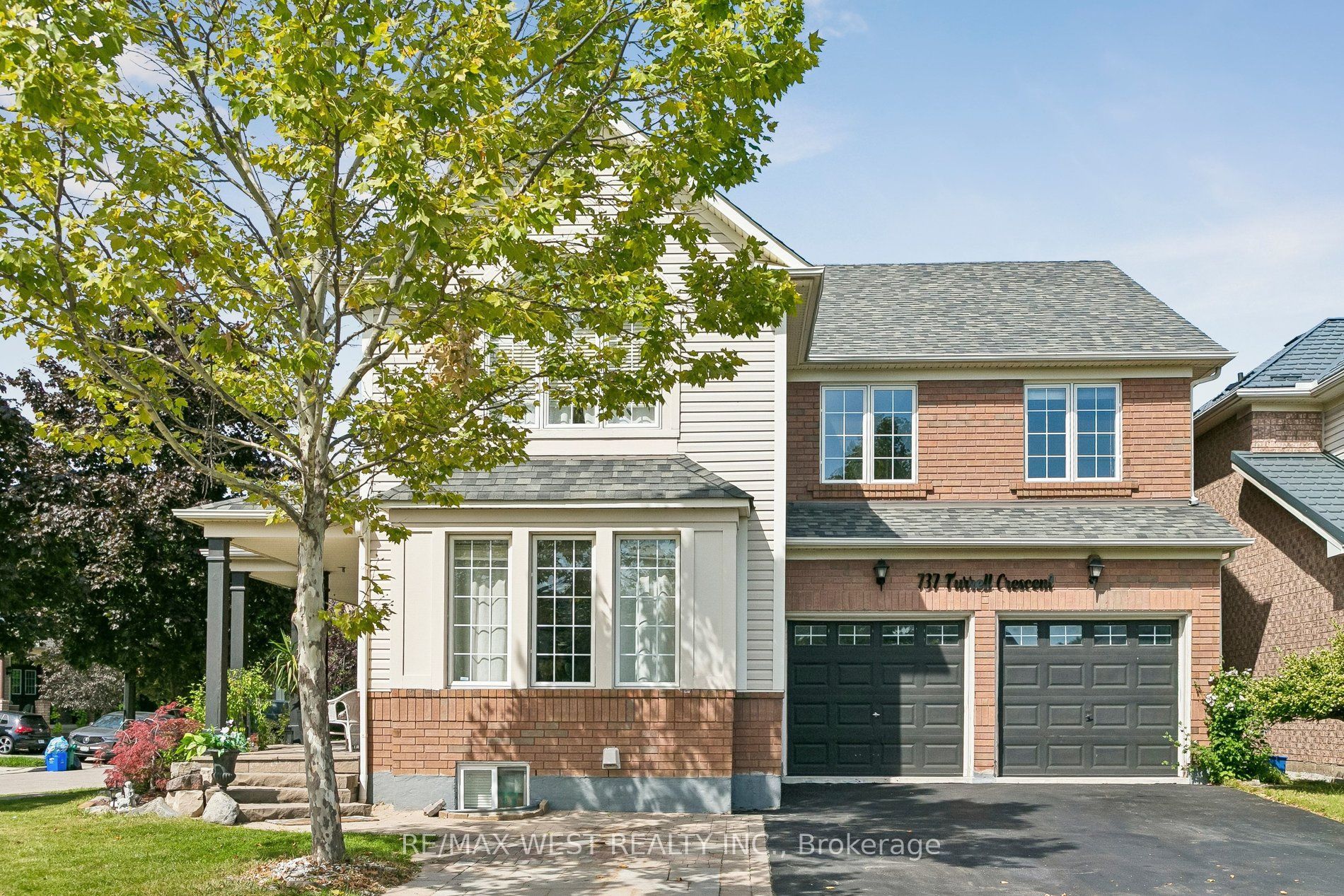 737 Turrell Crescent