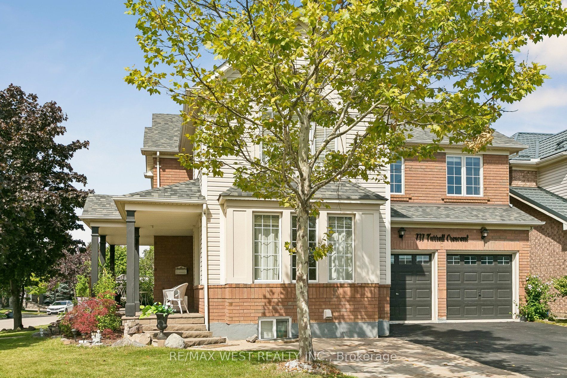 737 Turrell Crescent