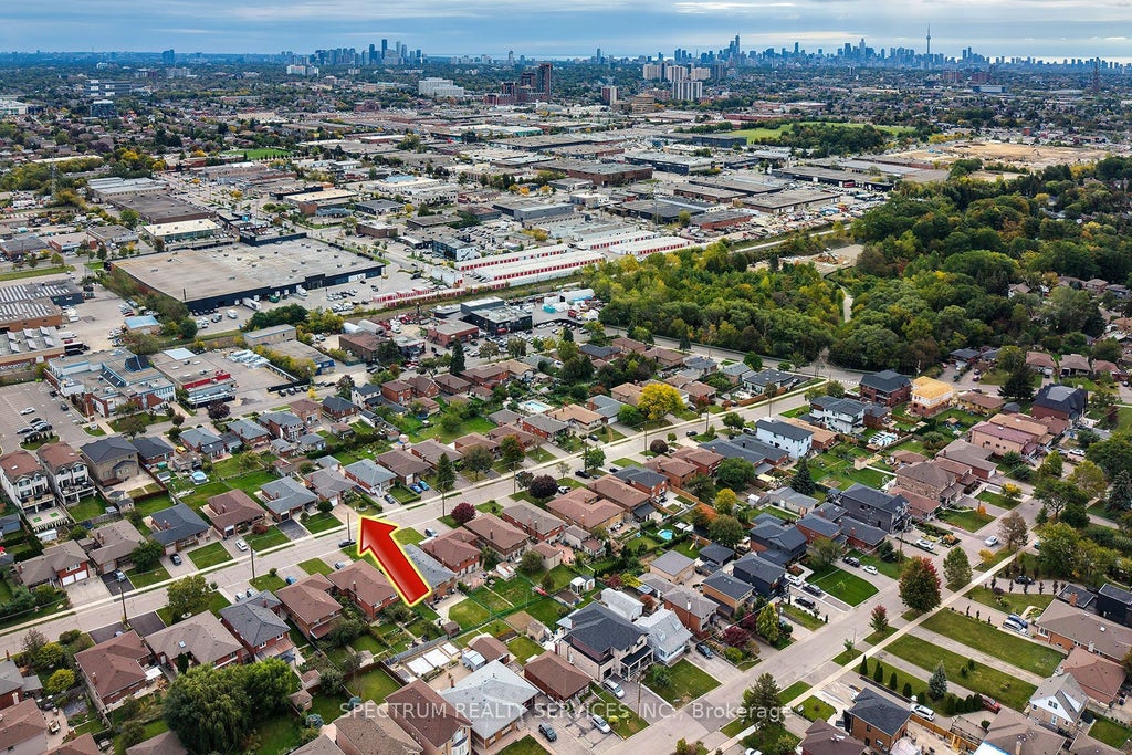Photo of 37 Jocada Road, Toronto, ON M6L 2J4 (MLS # W13846808)