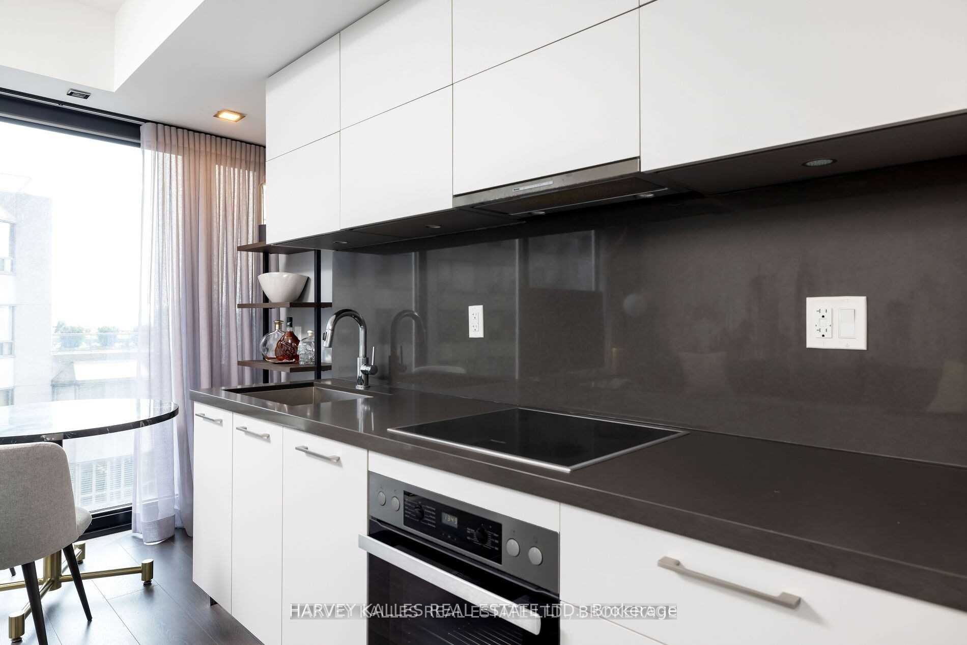 188 Cumberland Street S 2208