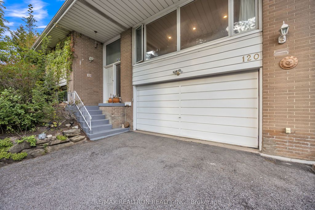 Photo of 120 Laurentide Drive, Toronto, ON M3A 3E5 (MLS # C12401820)