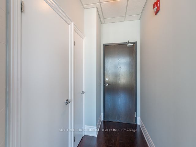 10376 Yonge Street 501