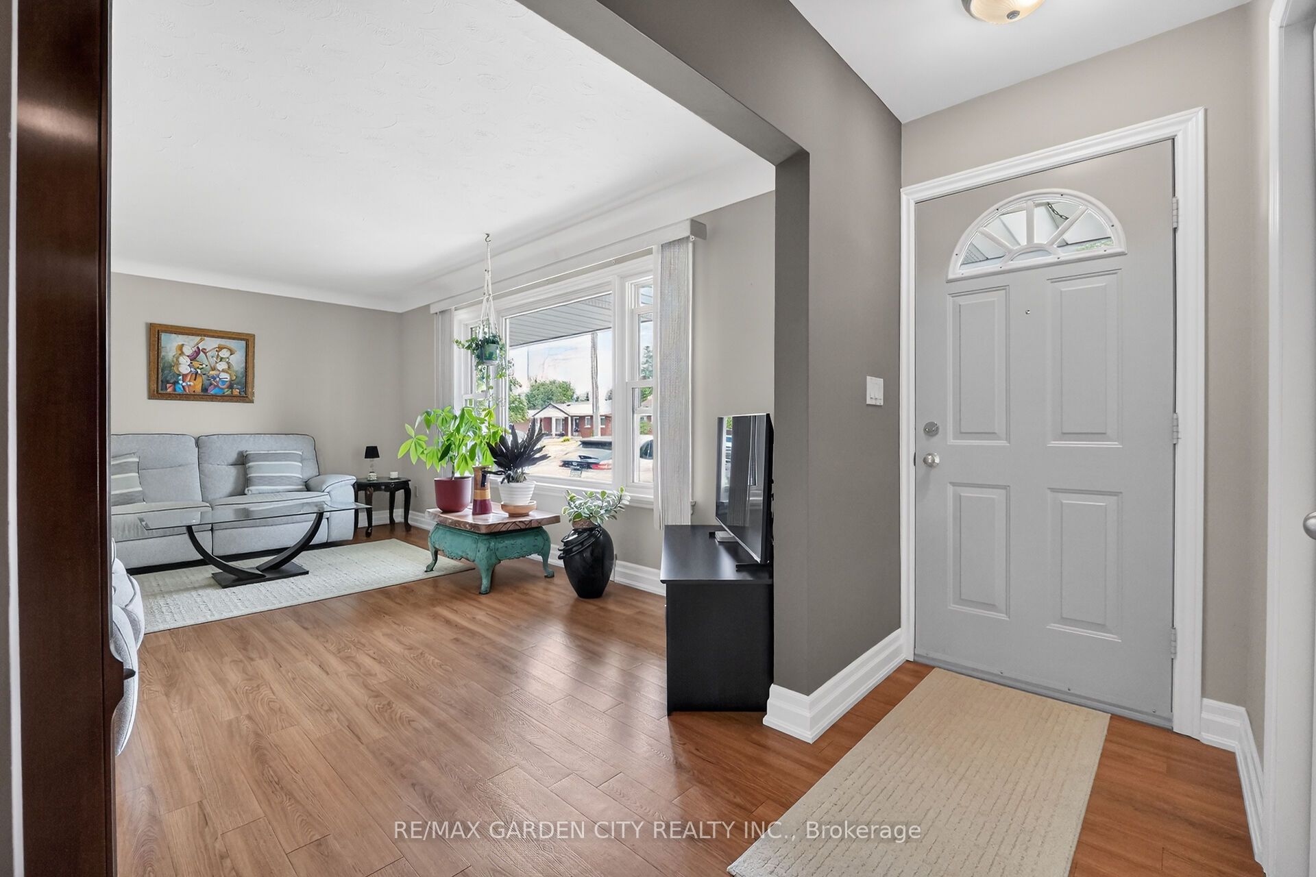 519 Bunting Road
