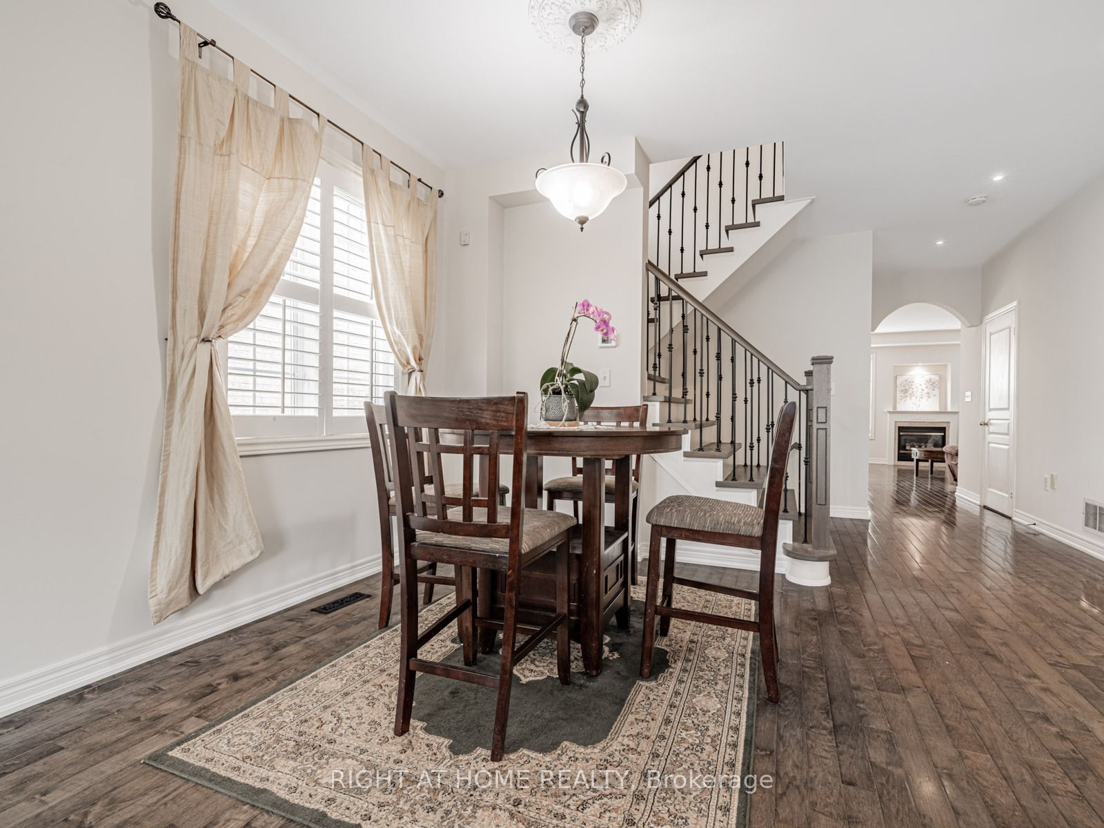 56 Waldron Crescent
