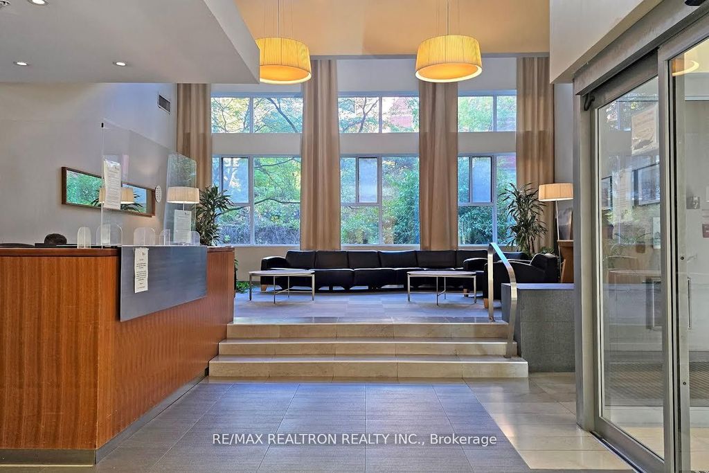 Photo of 222 The Esplanade Avenue #402, Toronto, ON M5A 4M8 (MLS # C12710910)