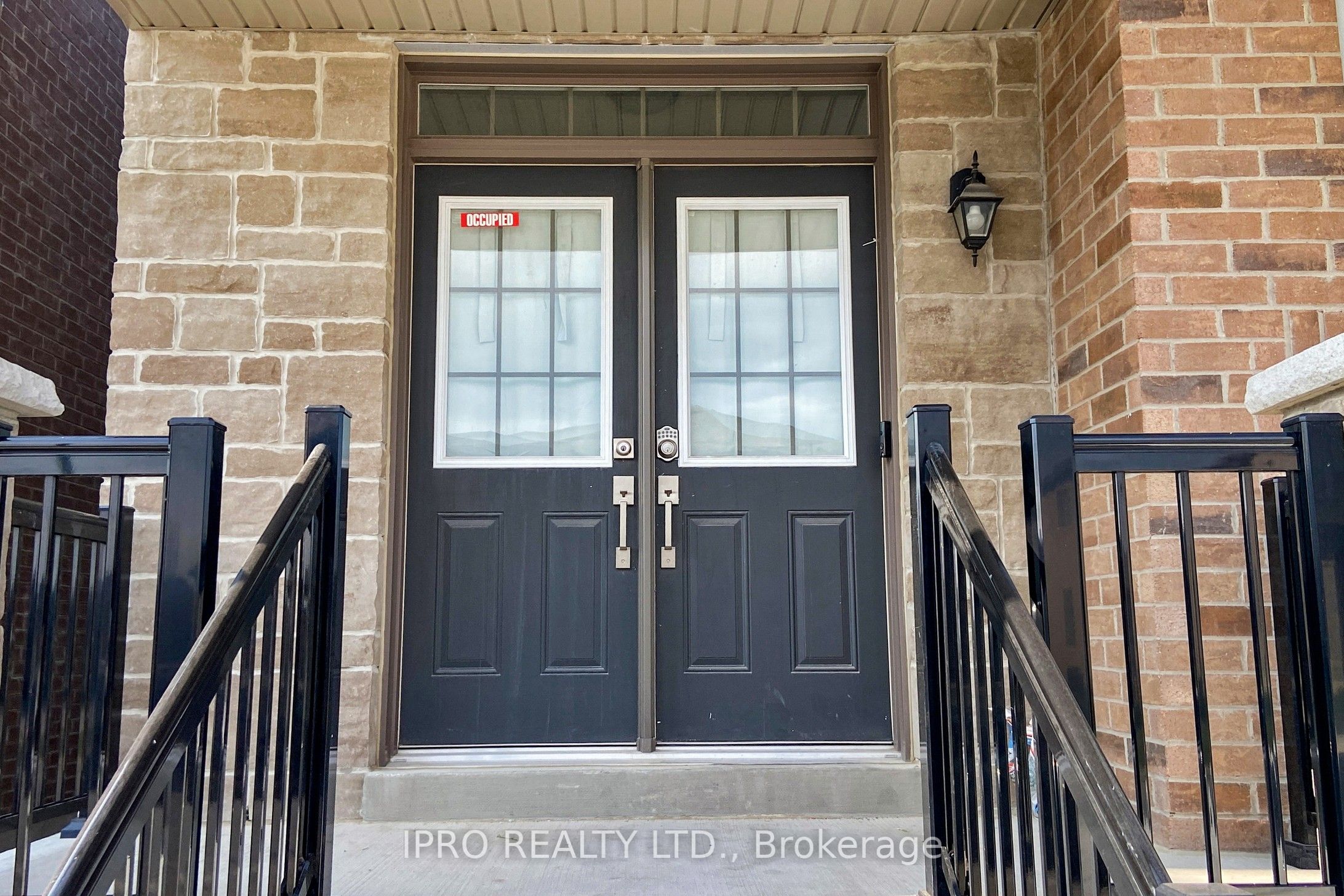 941 Rexton Drive