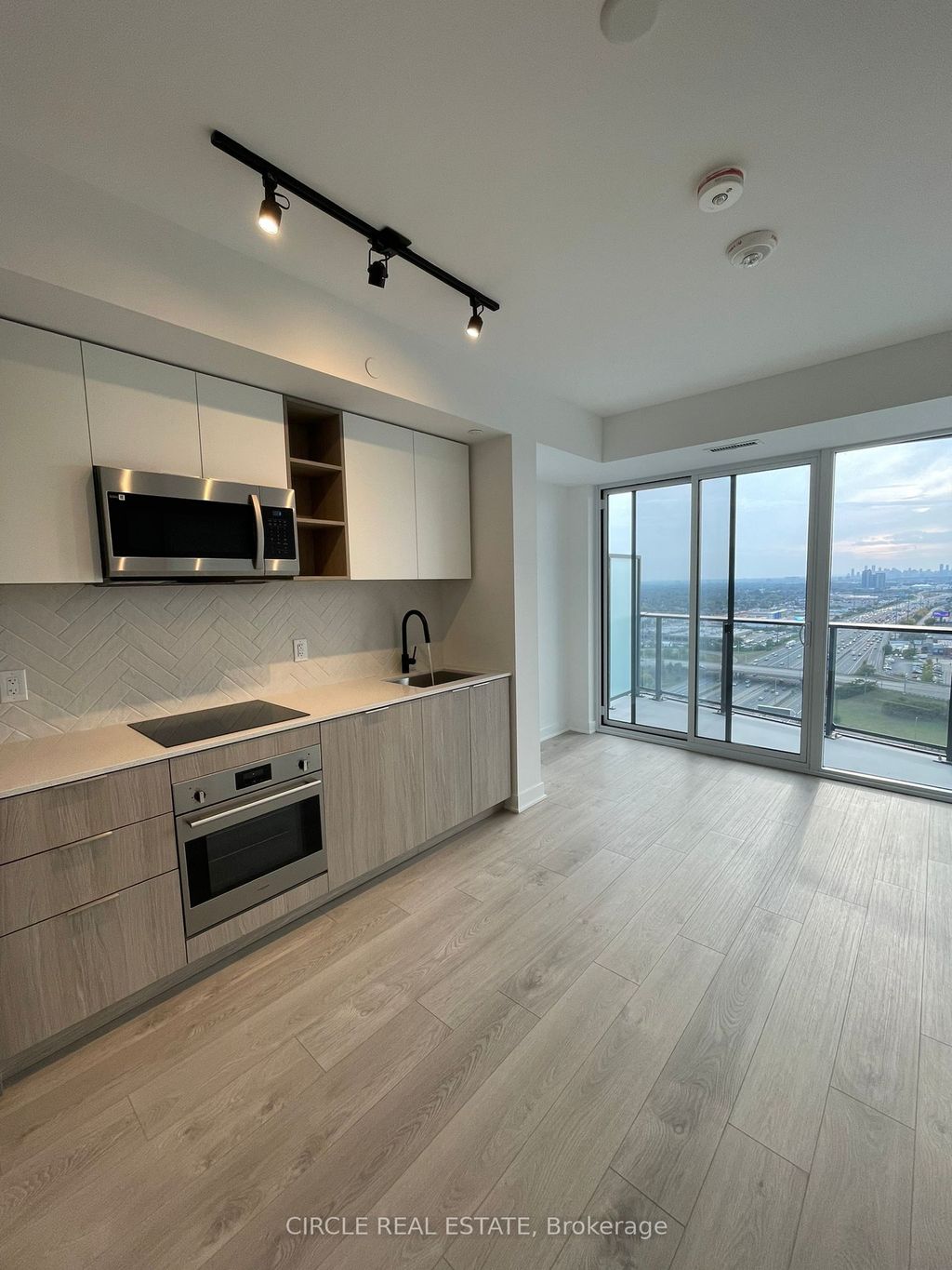 Photo of 36 Zorra Street #2202, Toronto, ON M8Z 0G5 (MLS # W13147378)