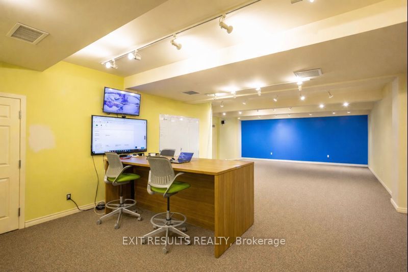 Photo 1 of 13 — 1027 Notre Dame Street, Russell, ON K0A 1W0