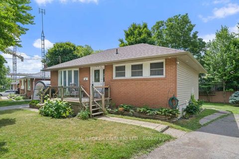 19 Dayfoot Drive Halton Hills ON L7G 2K8