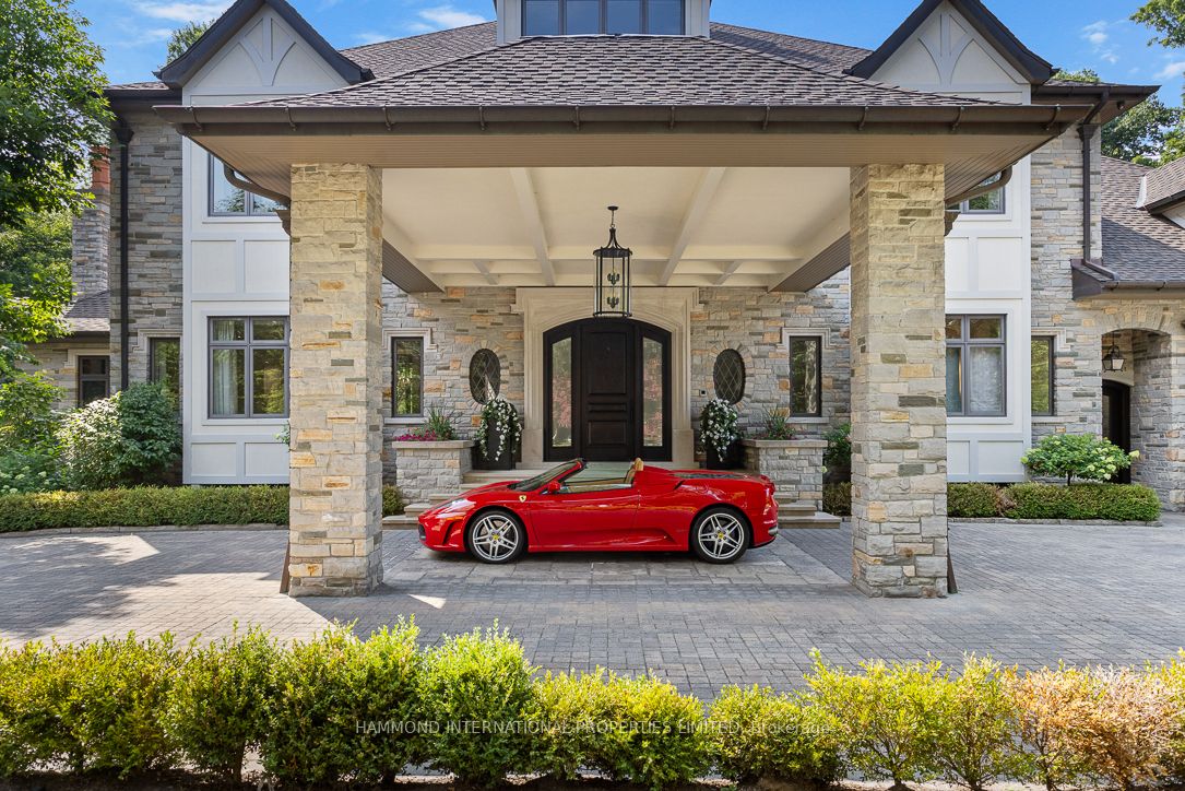 40 Golf Avenue