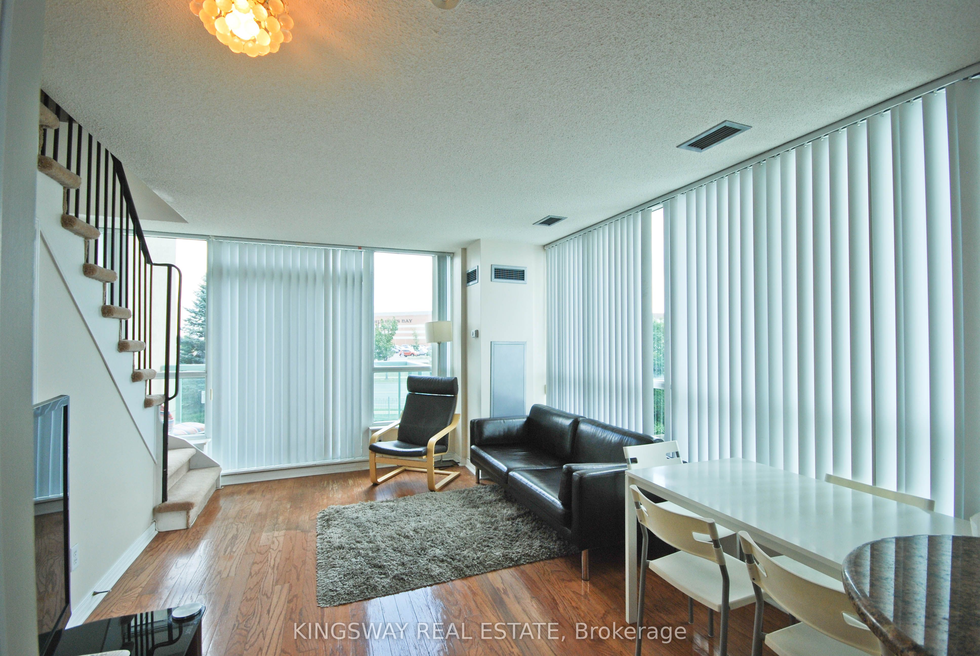 2585 Erin Centre Boulevard 206