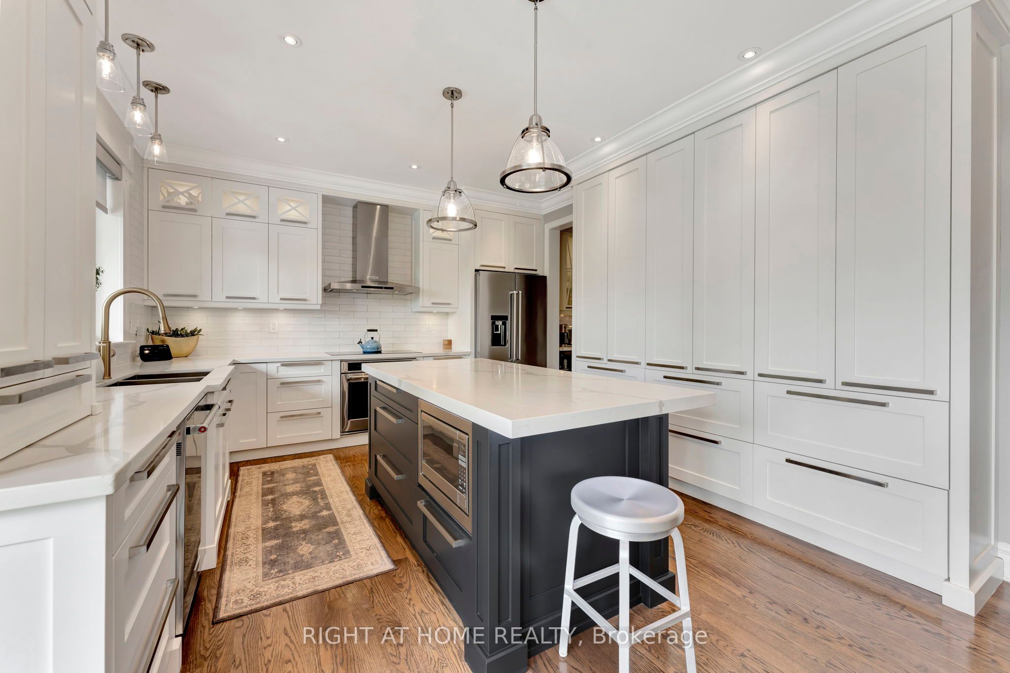 2469 Whistling Springs Crescent