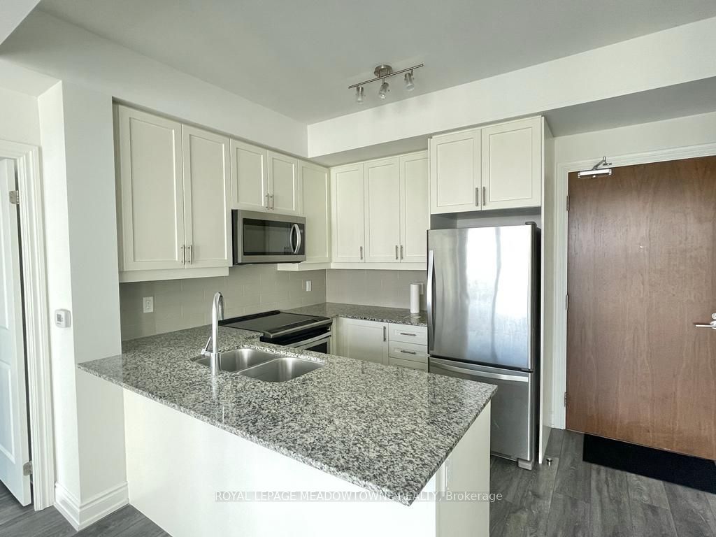 1050 Main Street E 603