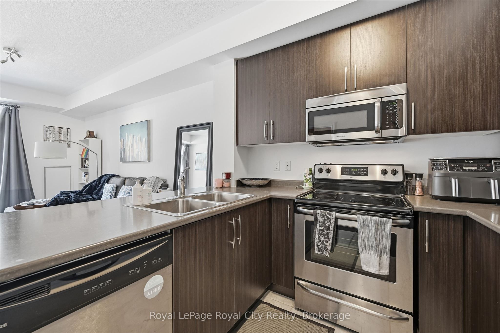 5317 Upper Middle Road 221