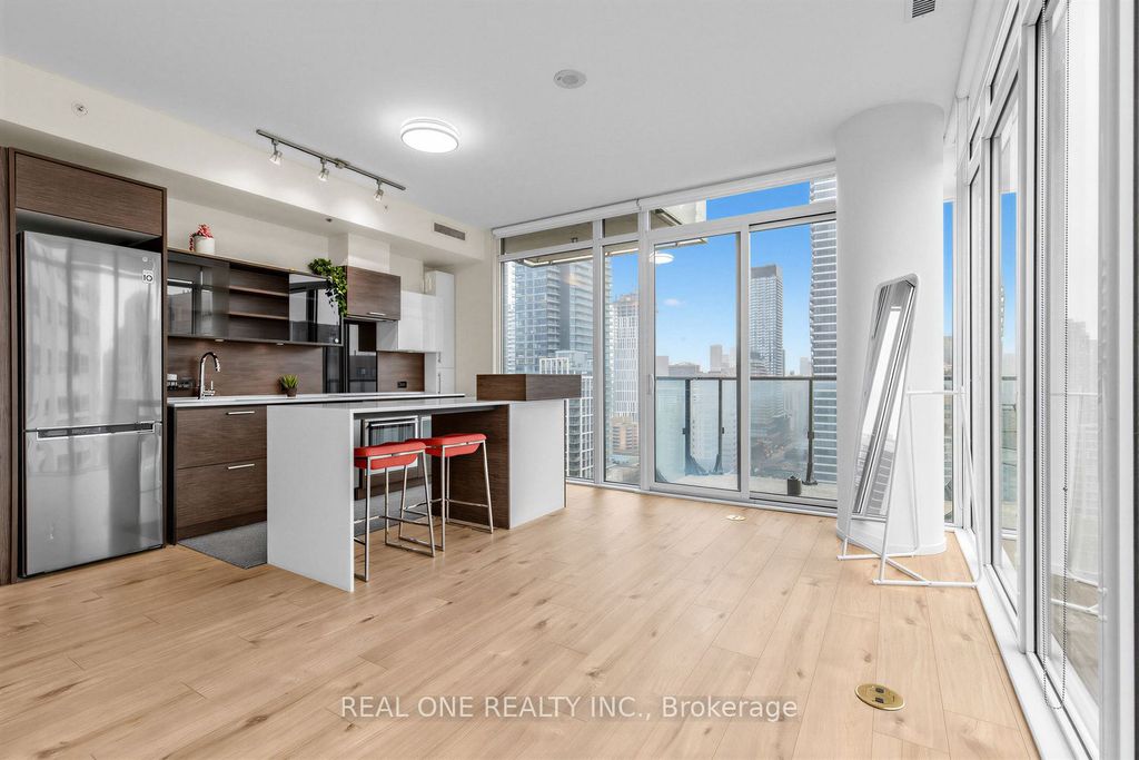 Photo of 75 St Nicholas Street #1804, Toronto, ON M4Y 0A5 (MLS # C13448788)