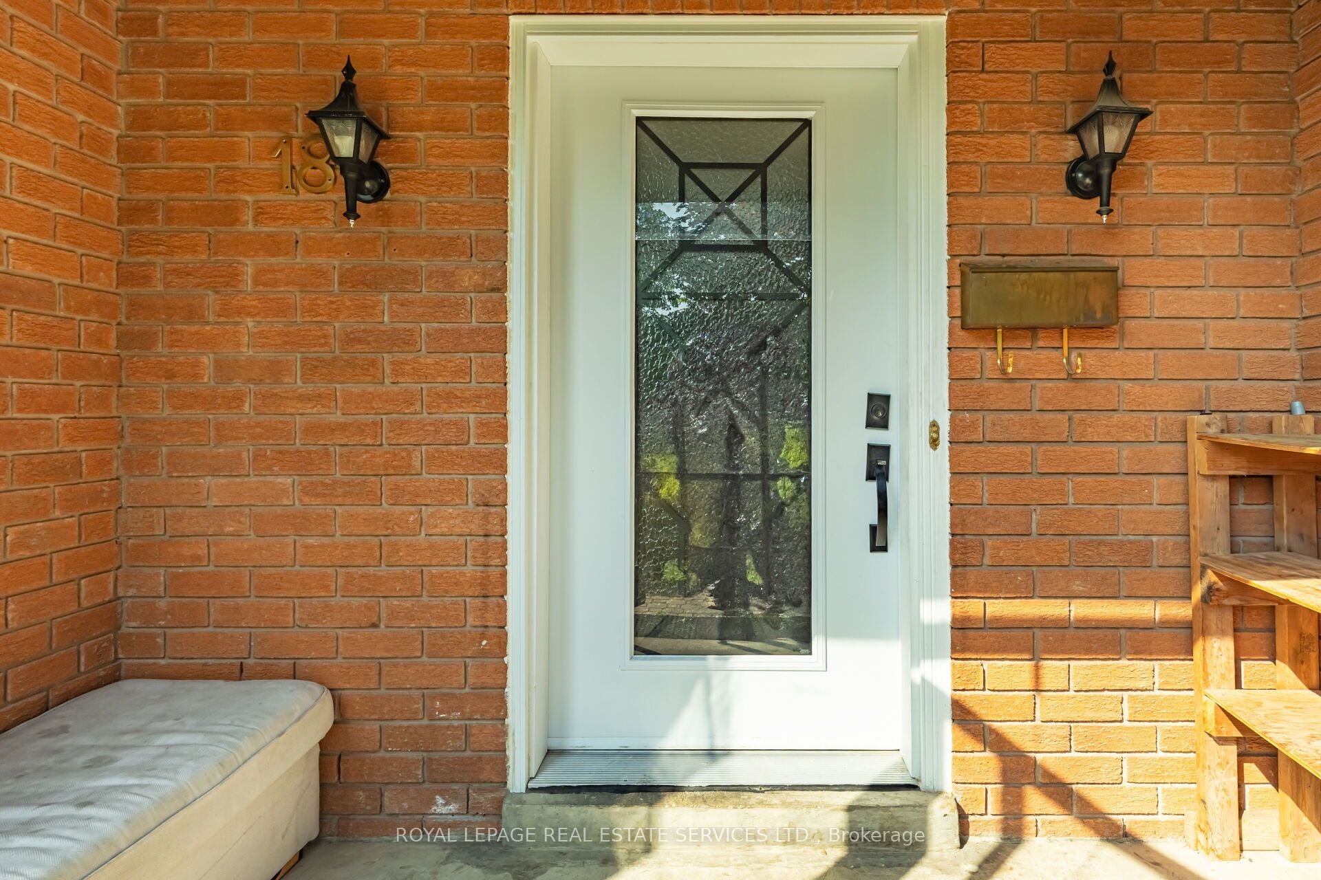 18 Tremont Court