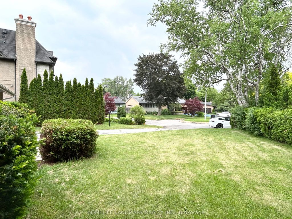 Photo of 9 Terrington Court, Toronto, ON M3B 2J9 (MLS # C13451864)