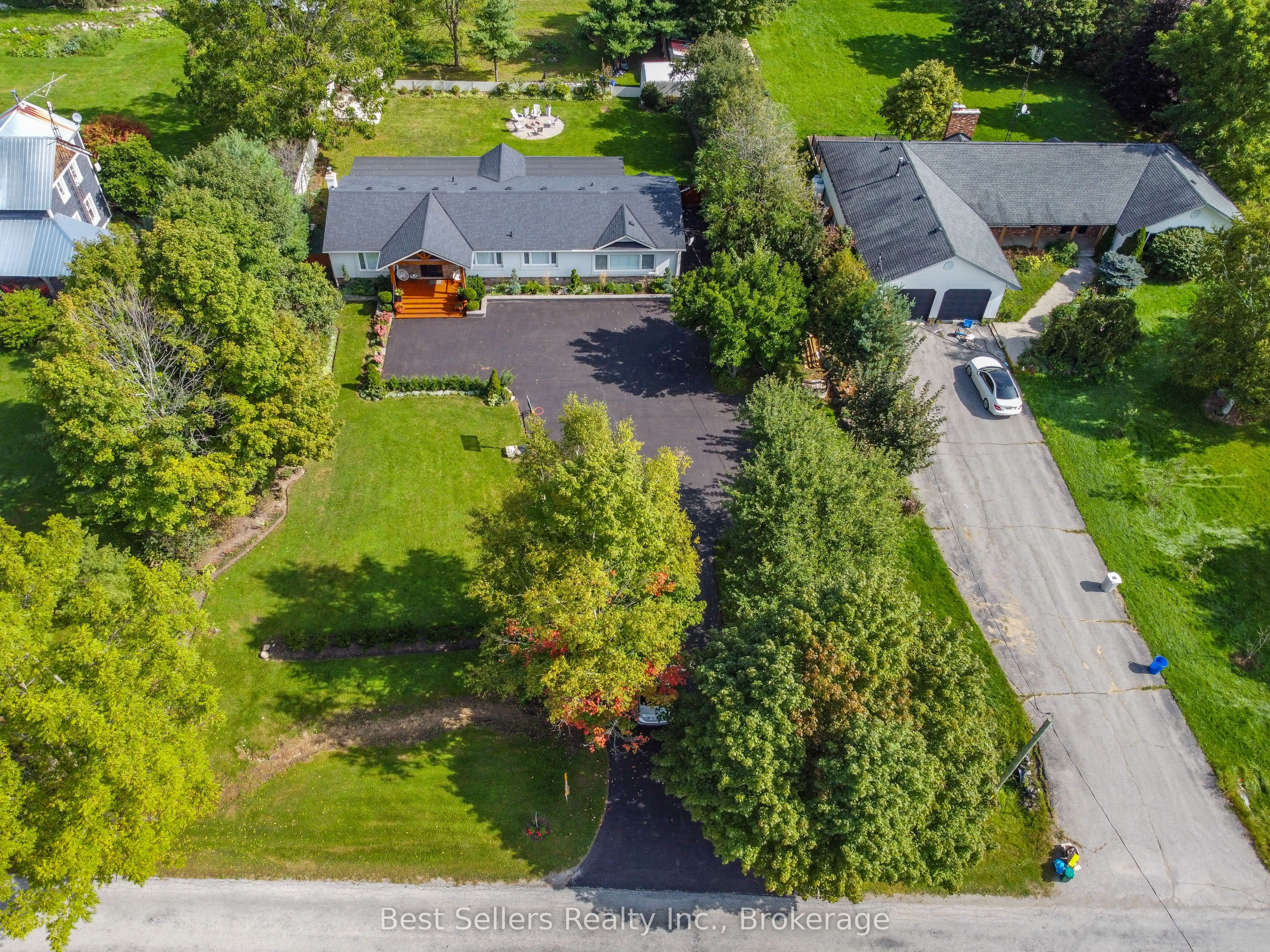 7407 Milburough Line E