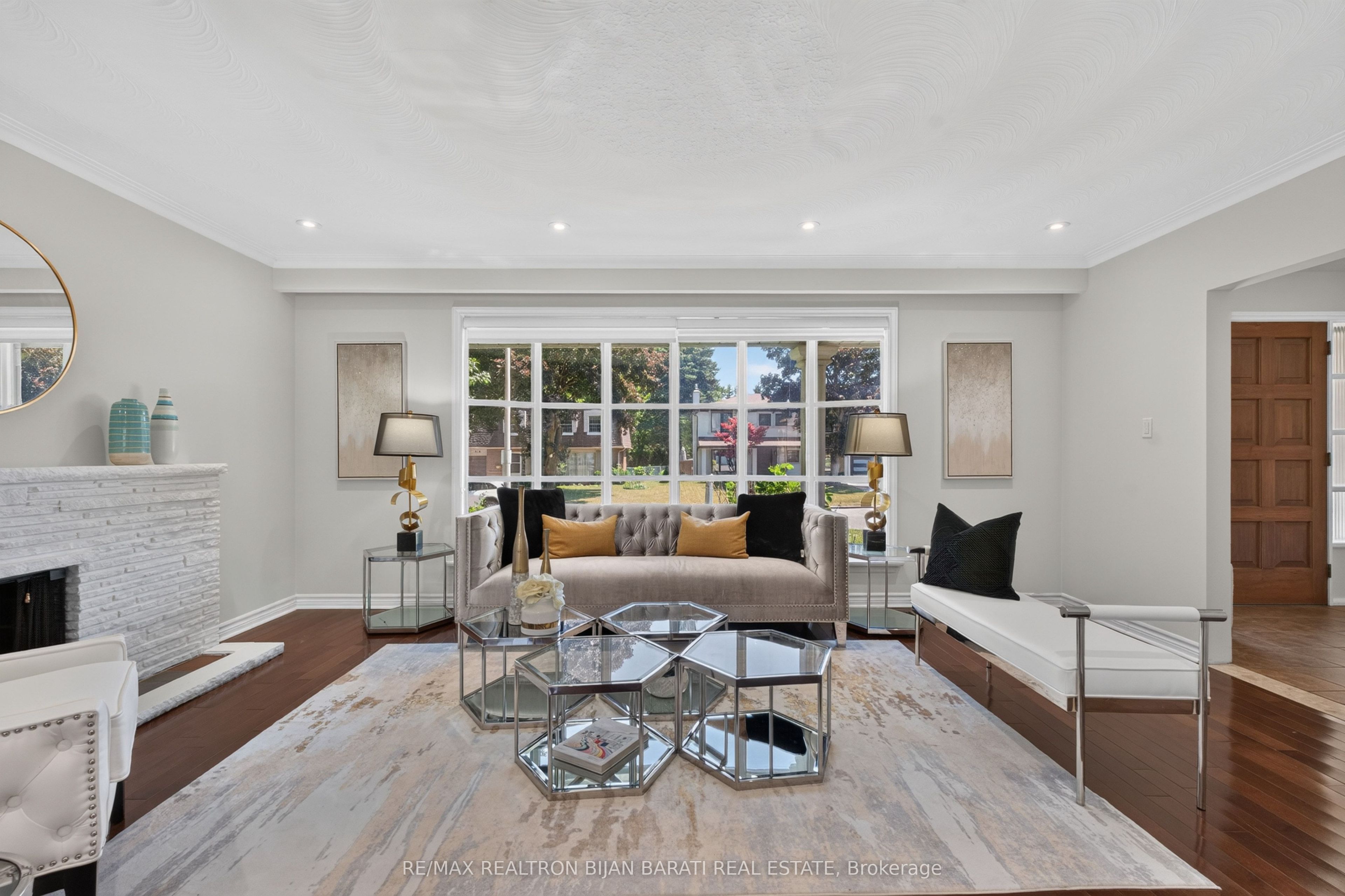 215 Grandview Avenue
