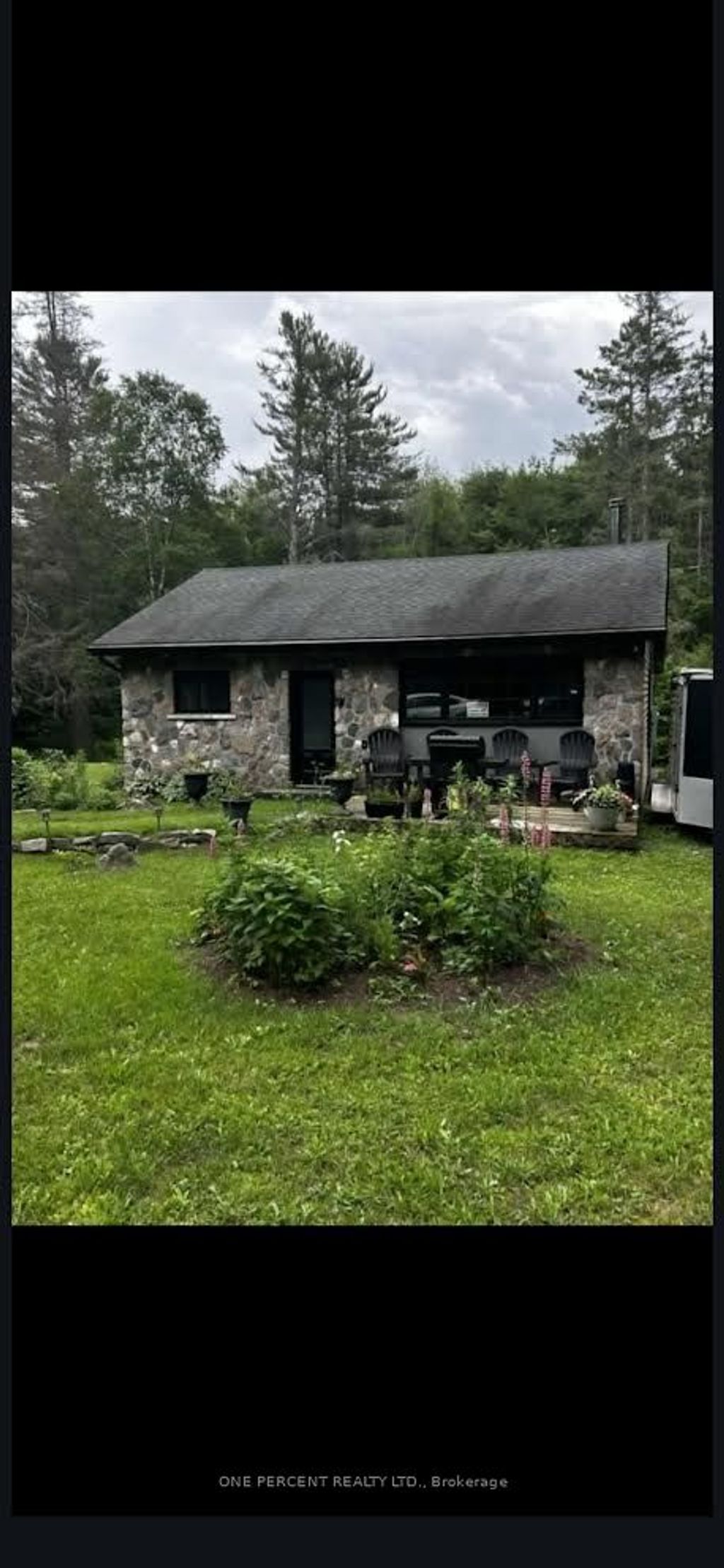 Photo of 2551 Yearley Road, Huntsville, ON P0B 1M0 (MLS # X12821438)