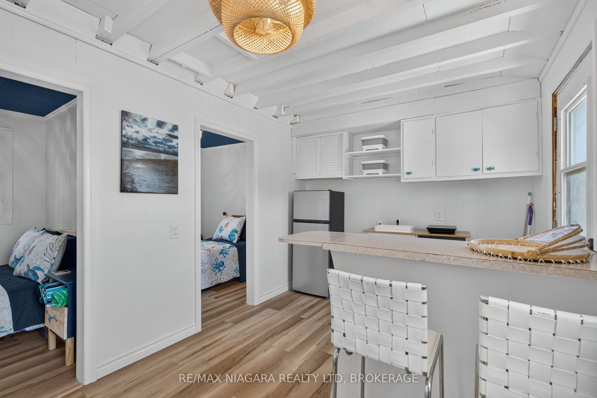 11046 Lakeshore Road 47