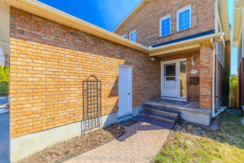 Photo of 152 McCurdy Drive E, Kanata, ON K2L 2Z6 (MLS # X13103162)