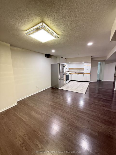 5932 Hemingway Road Mississauga ON L5M 5M1