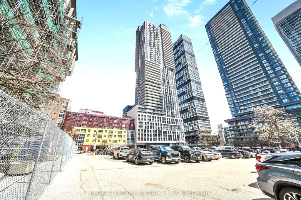 Photo of 251 Jarvis Street #3512, Toronto, ON M5B 0C3 (MLS # C13038080)